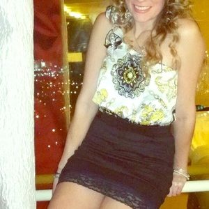 Classy and fun shoulder top